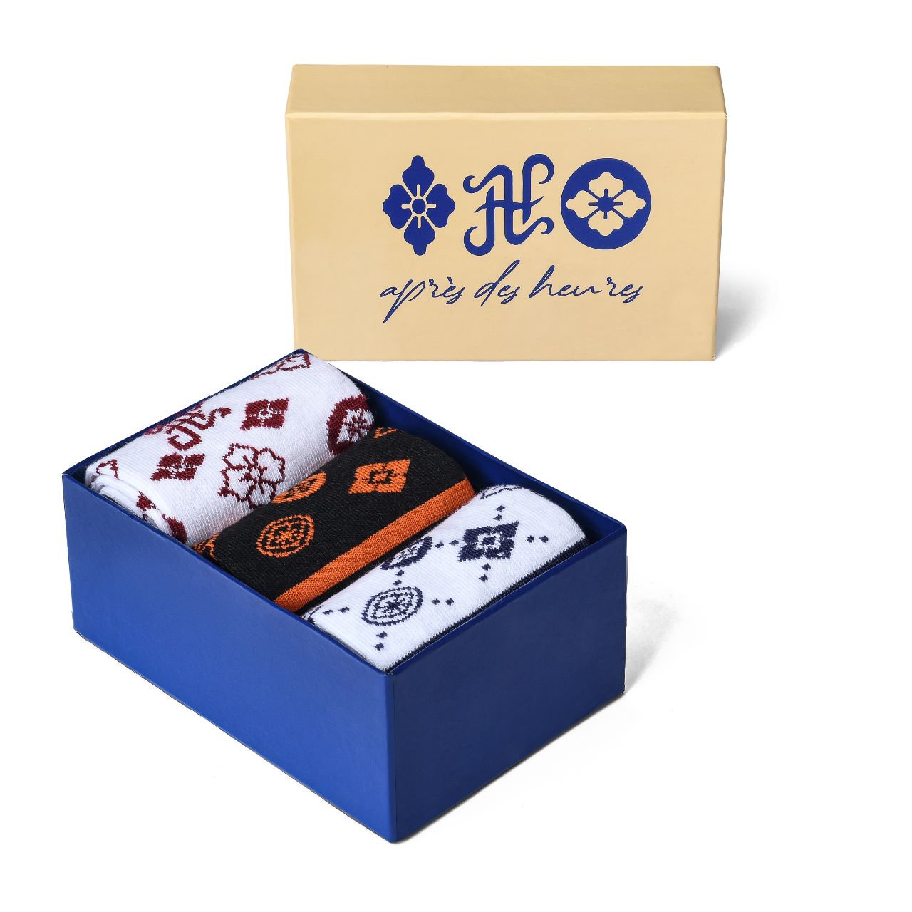 COTTON SOCKS WITH LABEL- BOX OF 3 (WWB)